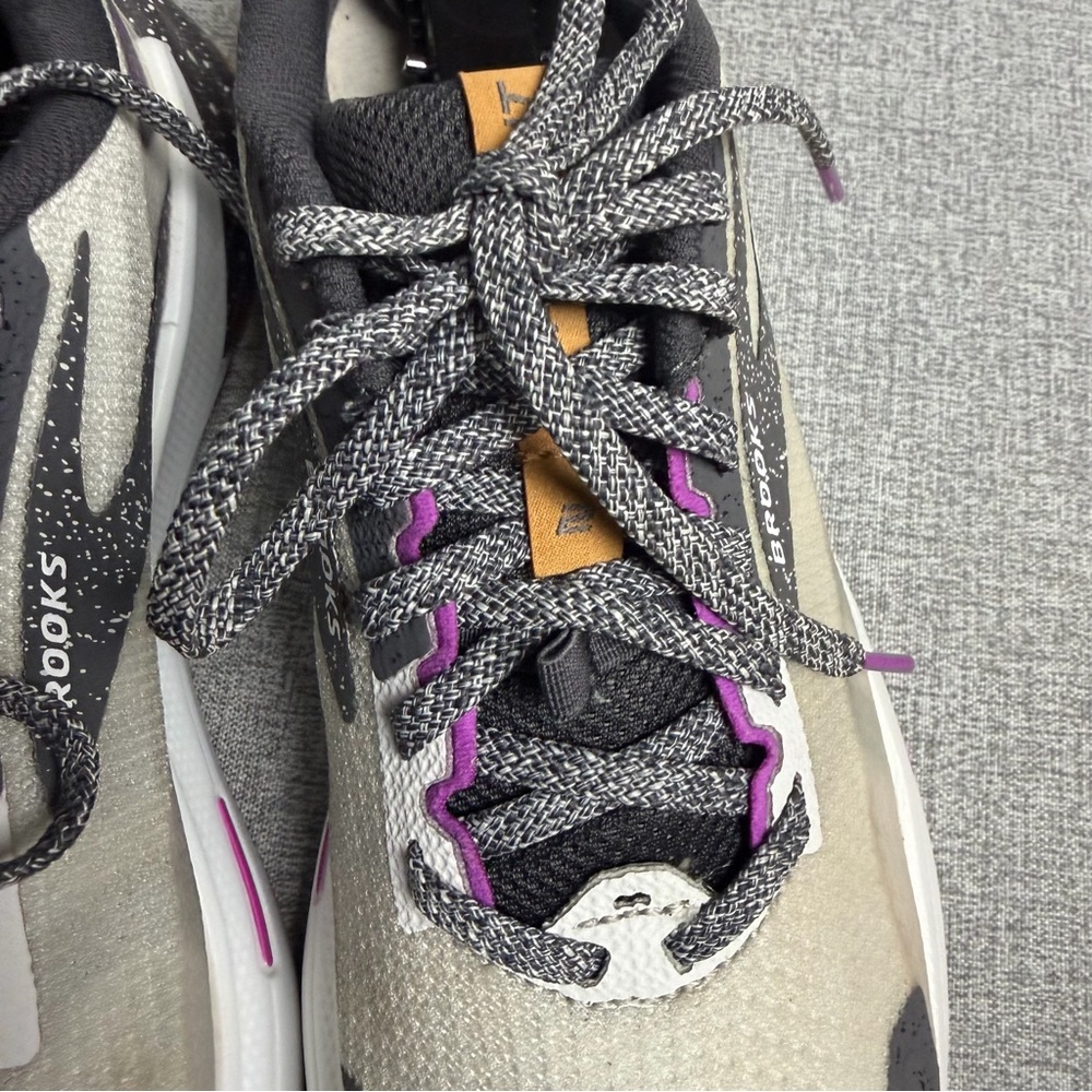 Brooks Women's Catamount 2 Trail Running Shoe - Picture 6 of 14